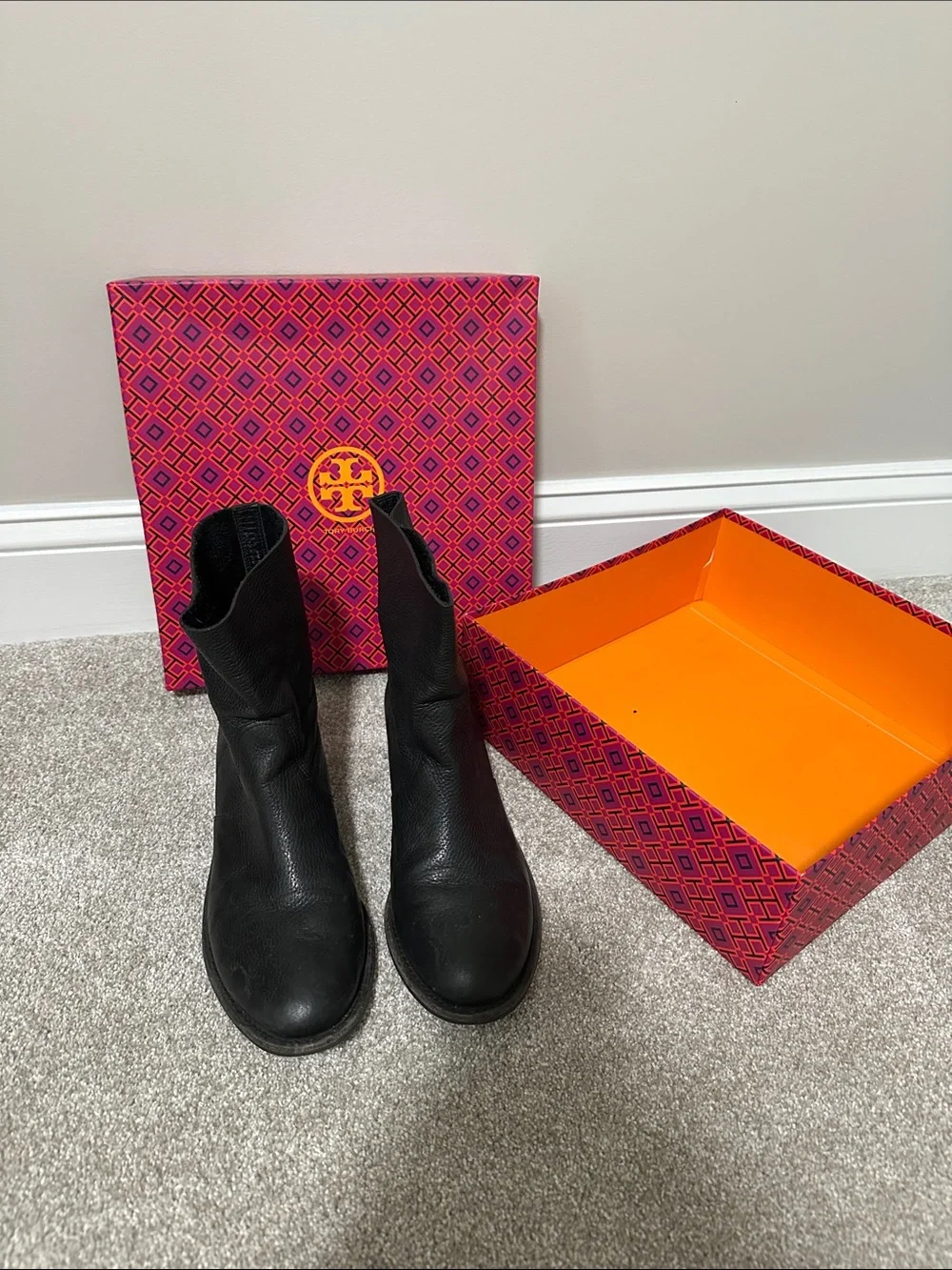 Tory Burch Black Leather Chelsea Ankle Boots